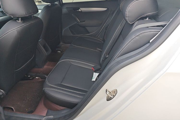 Volkswagen Lavida 2017 car image #17