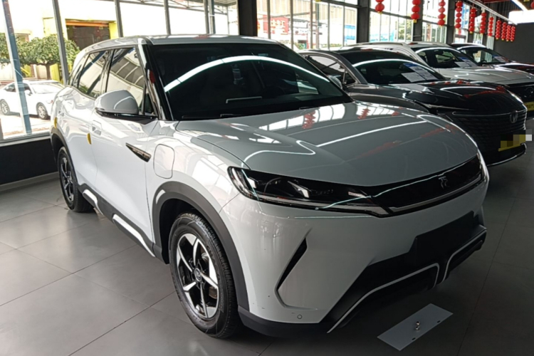 BYD YuanUP 2024 #4 BYD YuanUP 2024 car image #4