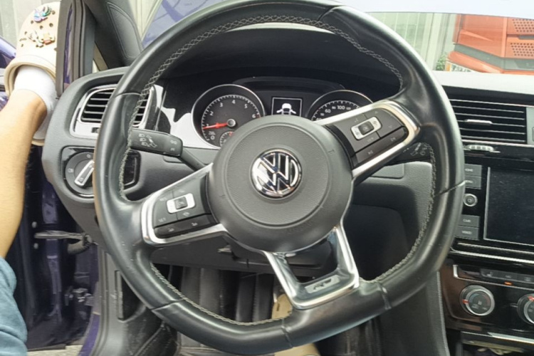 Volkswagen Golf 2019 #16 Volkswagen Golf 2019 car image #16