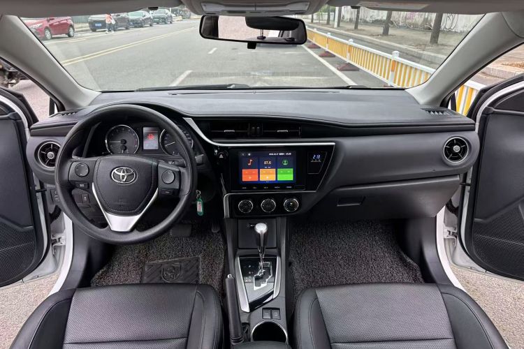 Toyota Corolla 2018 #8 Toyota Corolla 2018 immagine di auto #8