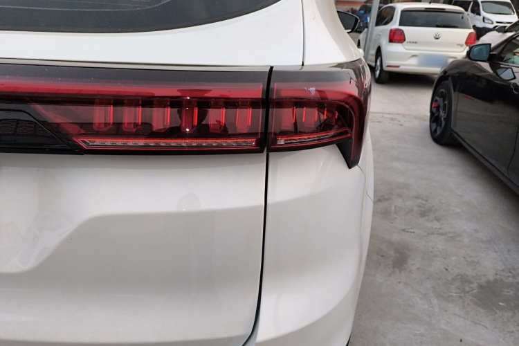 Jetour X70 PLUS 2024 #8 Jetour X70 PLUS 2024 car image #8