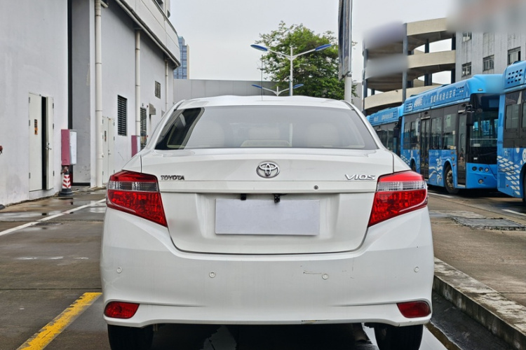 Toyota Vios 2016 #6 Toyota Vios 2016 car image #6