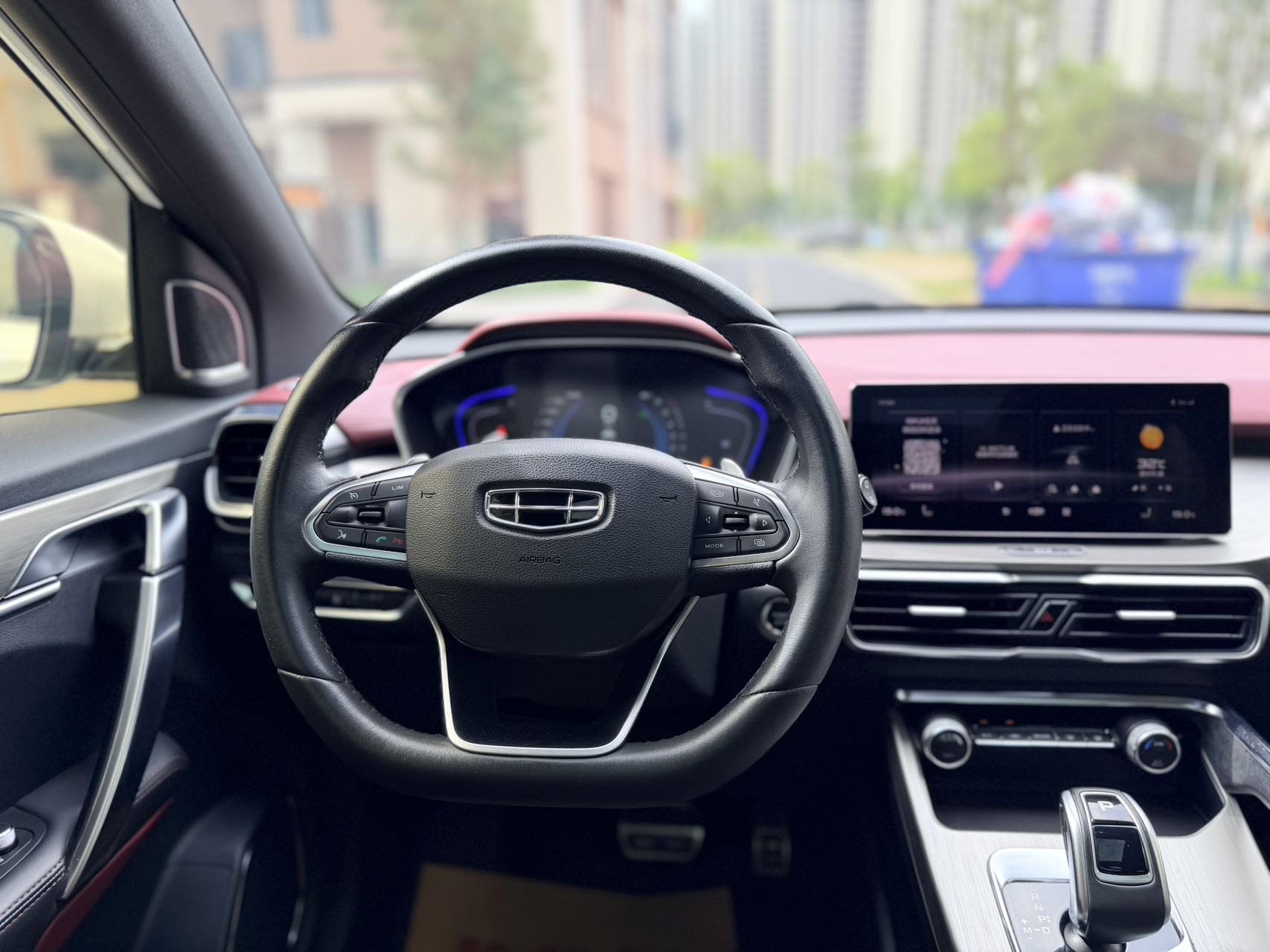 GEELY Coolray 2019 #8 GEELY Coolray 2019 car image #8