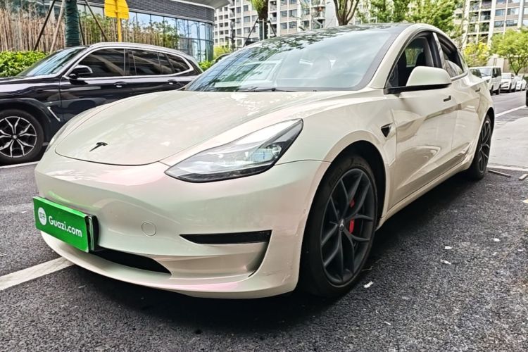 Tesla Model 3 2021 car image #2
