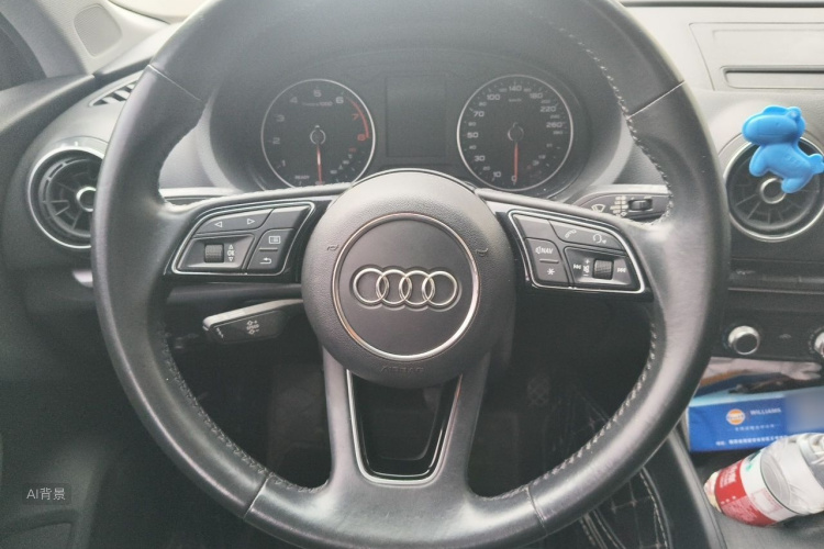 Audi A3 2020 immagine di auto #12