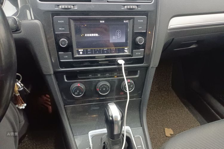 Volkswagen Golf 2018 صورة سيارة #15