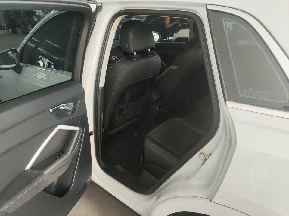 Audi Q3 2022 imagen de coche #3