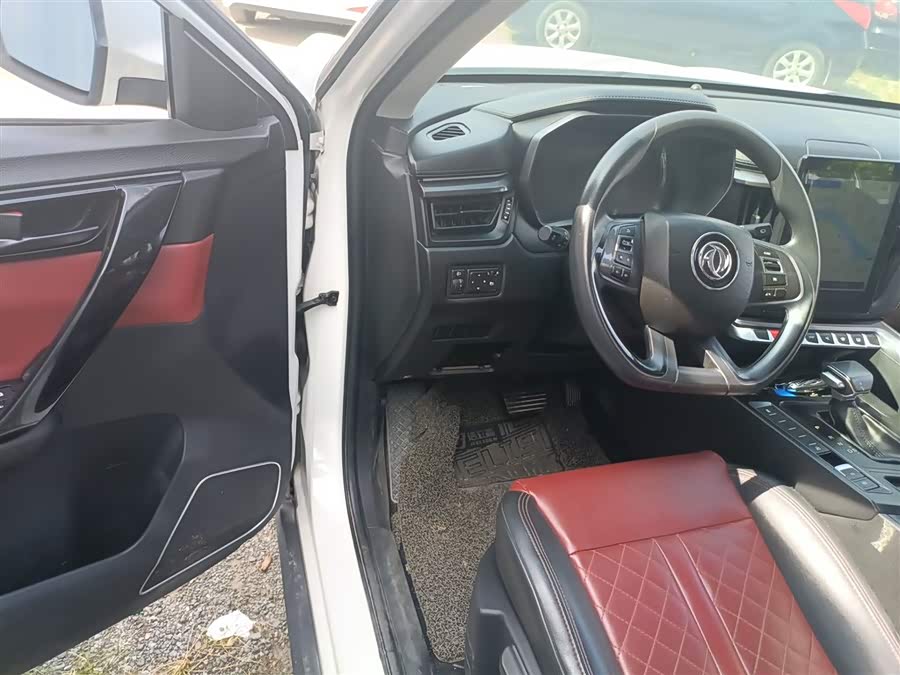 Forthing T5 2019 immagine di auto #15