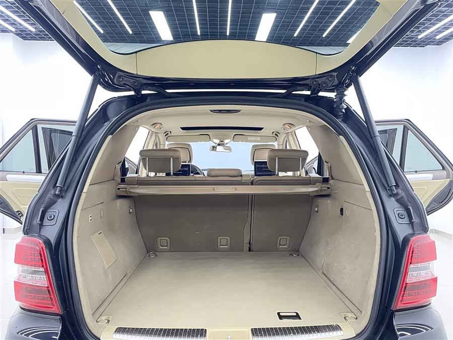 Mercedes-Benz M AMG 2010 #15 Mercedes-Benz M AMG 2010 image de voiture #15