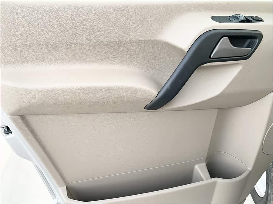 Mercedes-Benz Sprinter 2019 car image #15