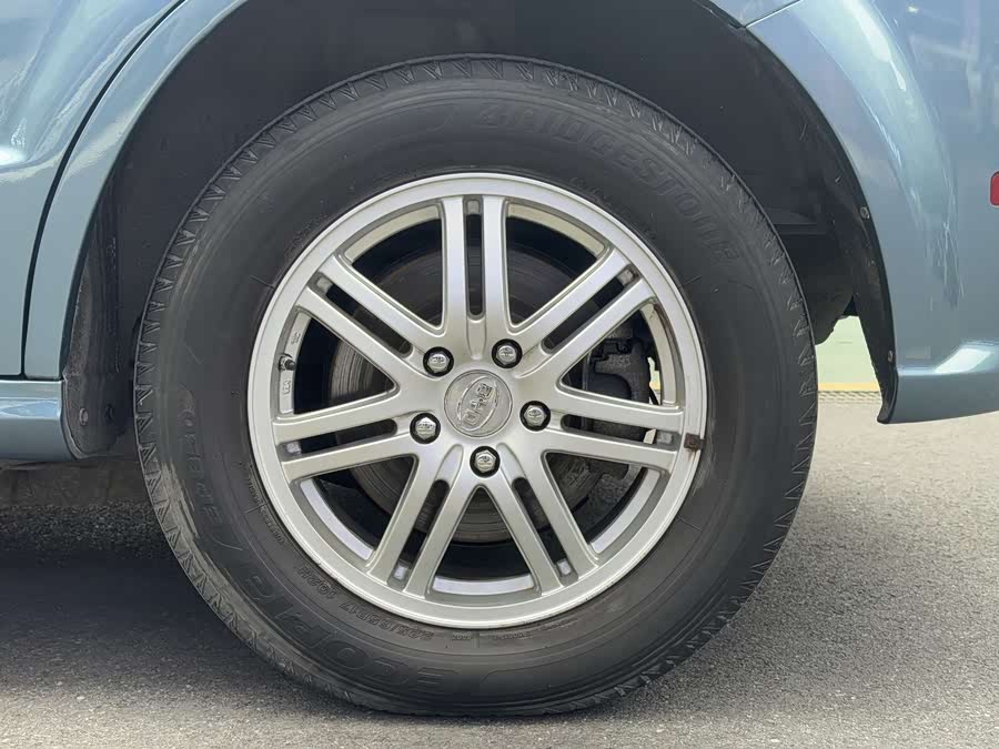 BYD e6 2012 #15 BYD e6 2012 car image #15