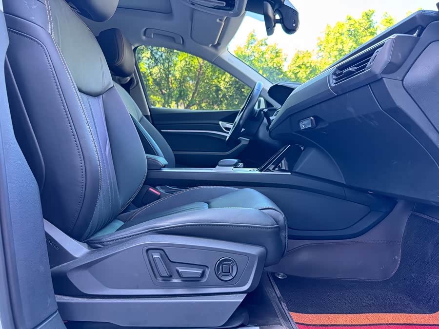 Mercedes-Benz SLK AMG 2023 car image #15