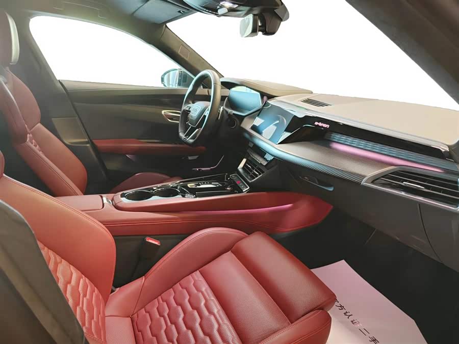 Audi RS e-tron GT 2023 #15 Audi RS e-tron GT 2023 car image #15