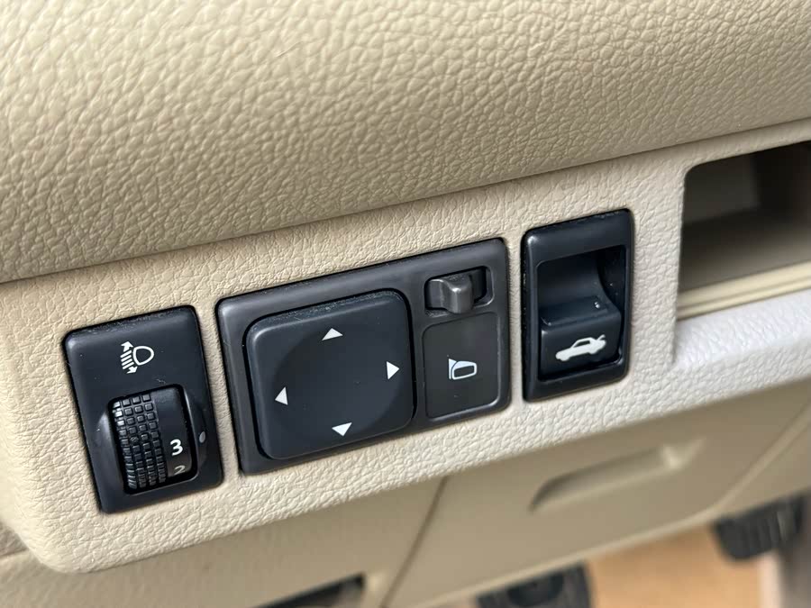 日产 颐达 2009 汽车图片 #15