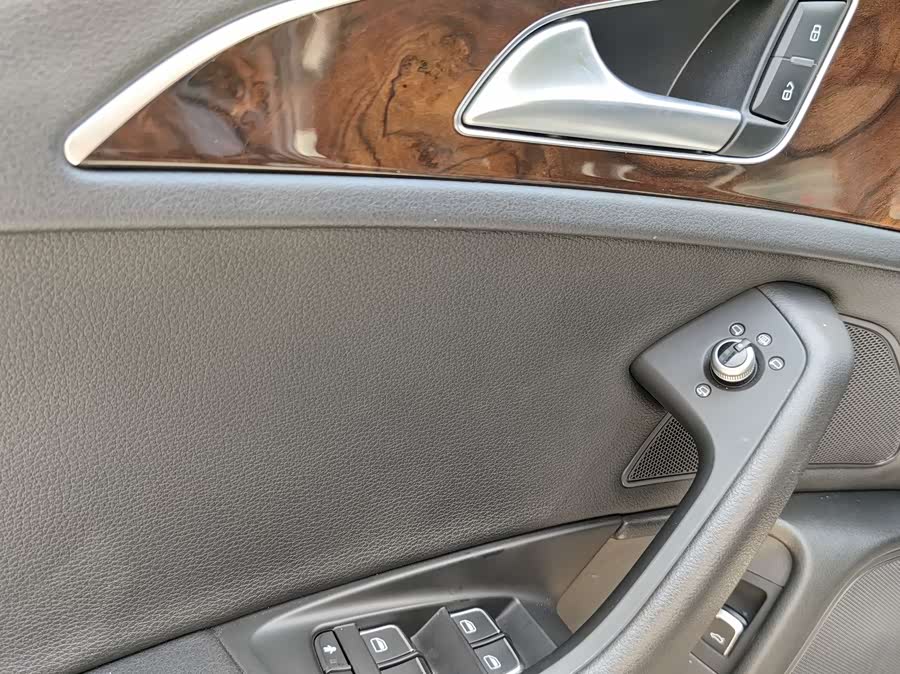 Audi A6L 2017 صورة سيارة #15