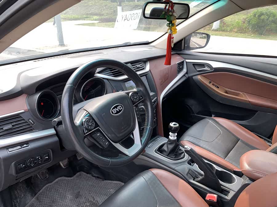 BYD G5 2015 car image #15