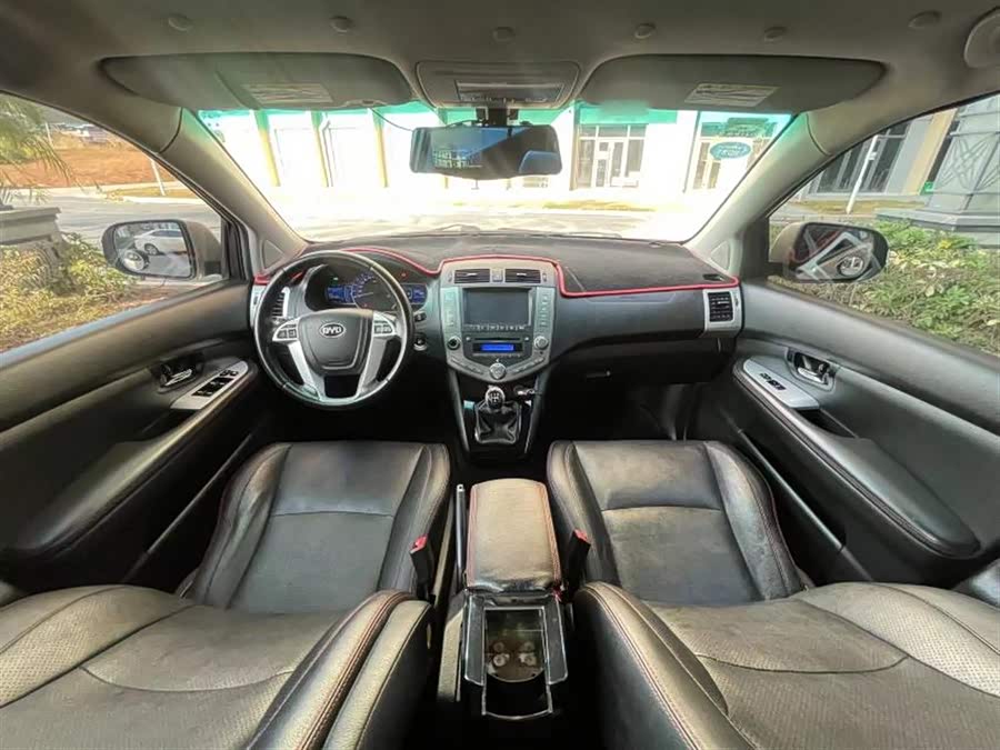 BYD S6 2015 #15 BYD S6 2015 car image #15