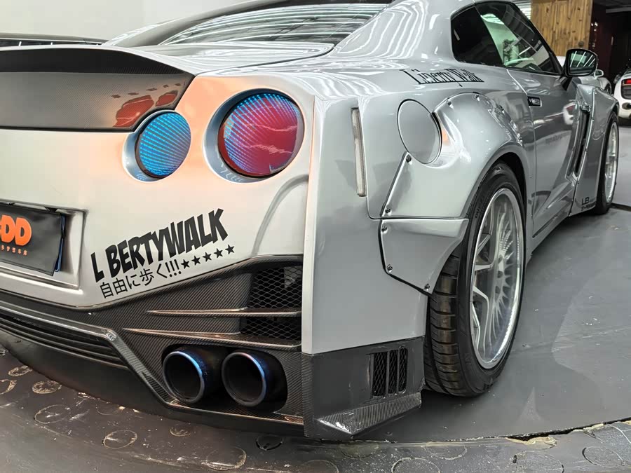 日产 日产GT-R 2014 汽车图片 #15