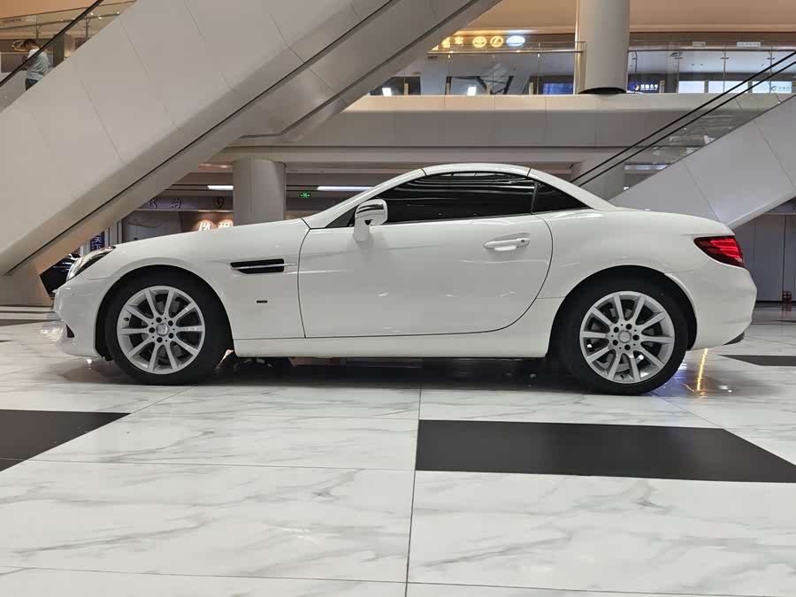 Mercedes-Benz SLC Class 2018 #15 Mercedes-Benz SLC Class 2018 car image #15