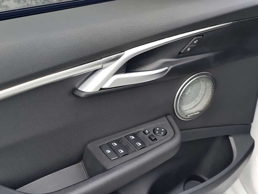 BMW 1 Series 2019 immagine di auto #15