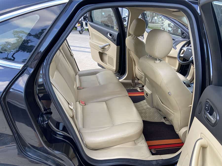 Ford Mondeo-Zhisheng 2011 car image #15