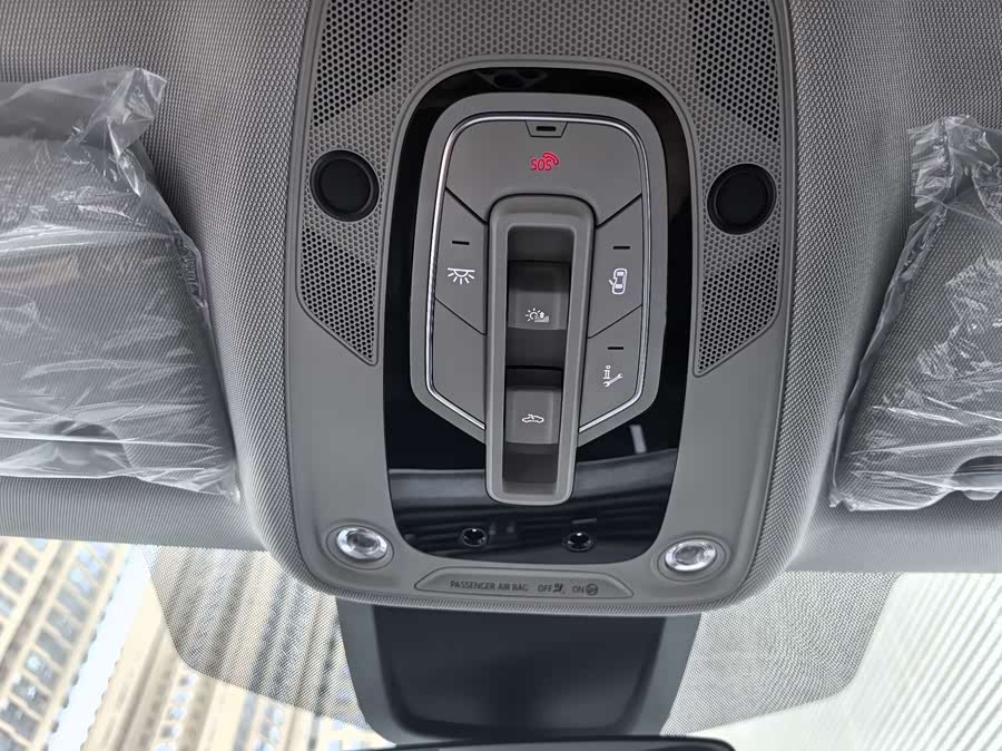 Mercedes-Benz SLK AMG 2025 #15 Mercedes-Benz SLK AMG 2025 car image #15