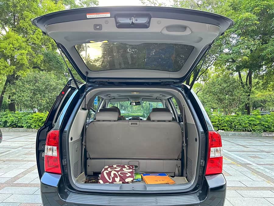 Kia VQ 2010 imagen de coche #15