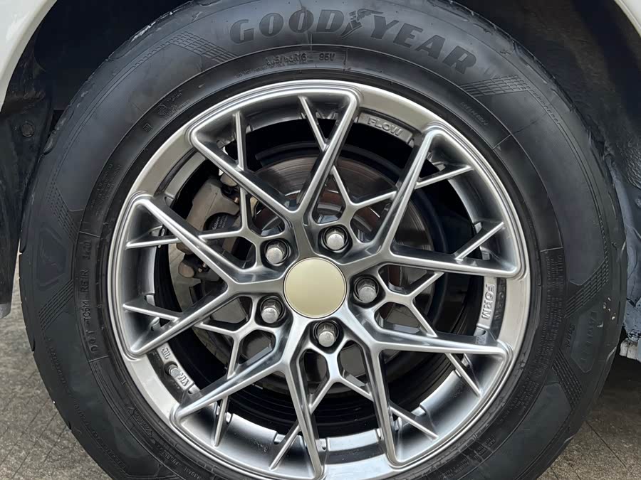 Toyota Zelas 2011 car image #15