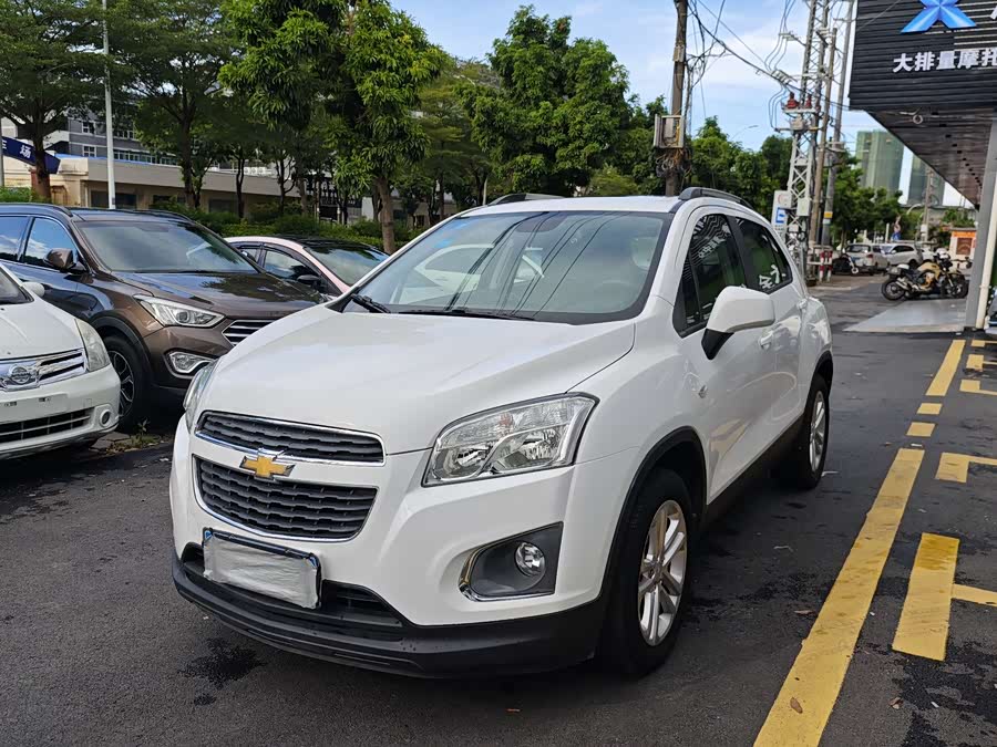 Chevrolet Tracker 2015 car image #15