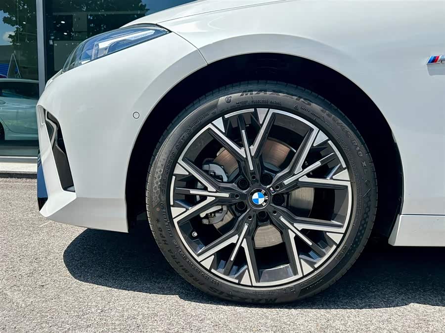 BMW 2 Series 2025 car image #15