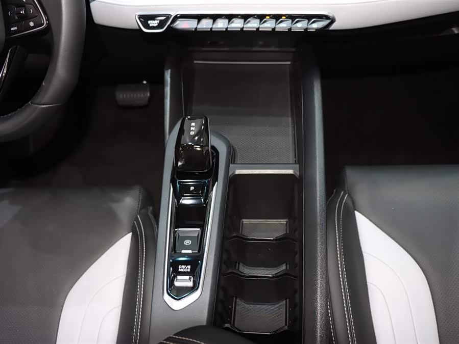 GEELY Binray 2024 car image #15