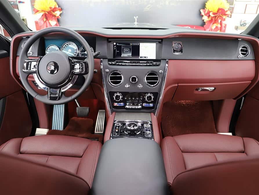 Rolls-Royce Cullinan 2021 car image #15