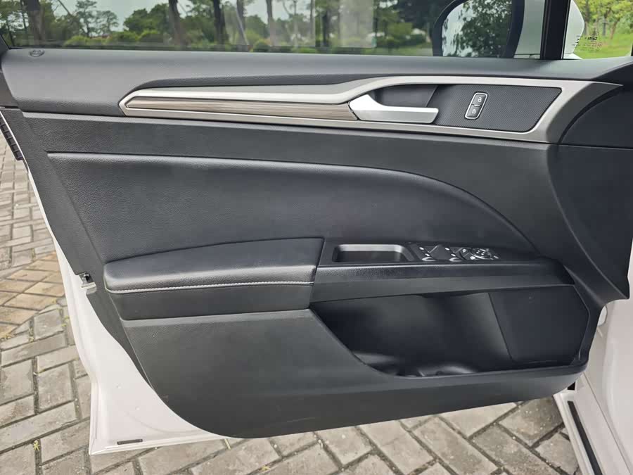 Ford Mondeo 2019 #15 Ford Mondeo 2019 car image #15