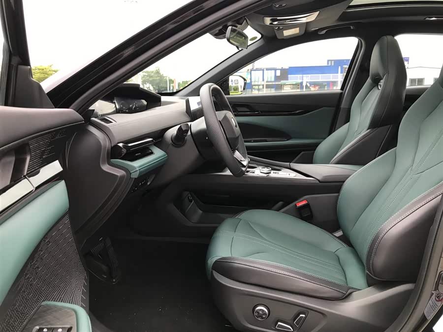 Changan UNI-V iDD 2024 #15 Changan UNI-V iDD 2024 car image #15