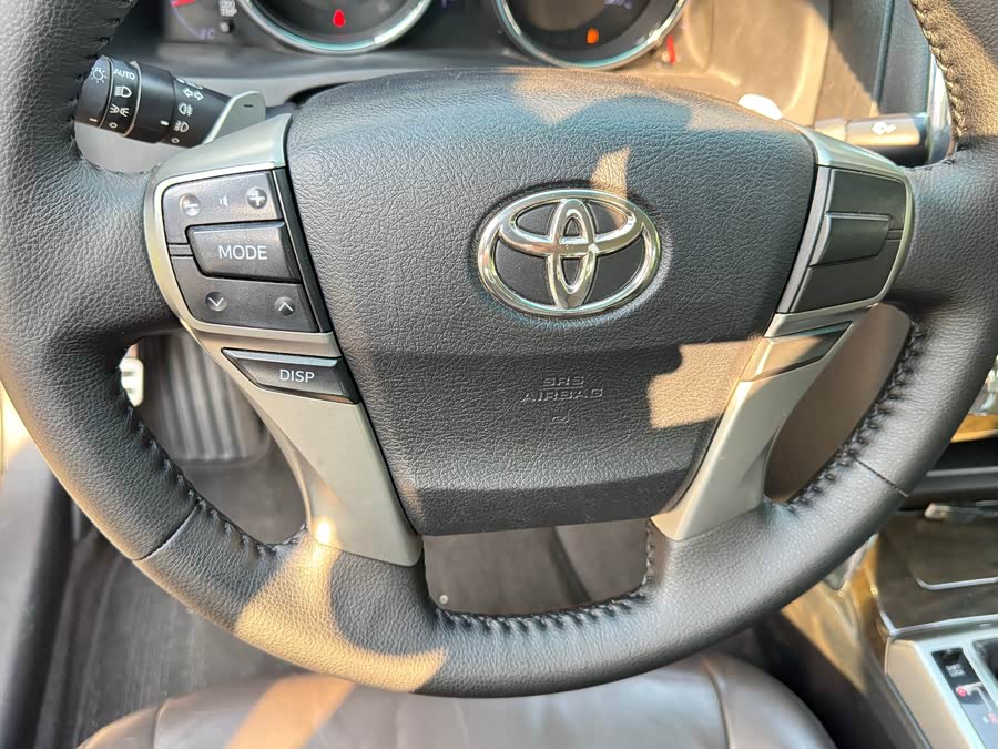 Toyota Reiz 2014 immagine di auto #15