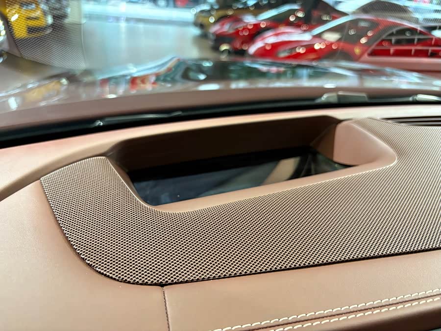 Mercedes-Benz Maybach GLS 2024 صورة سيارة #15