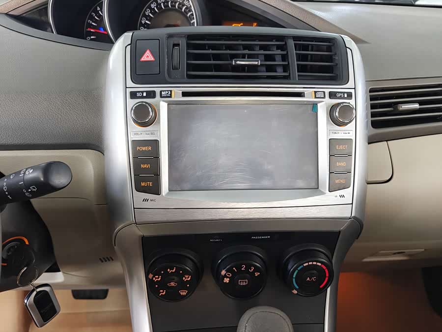 Toyota Reiz 2013 car image #15