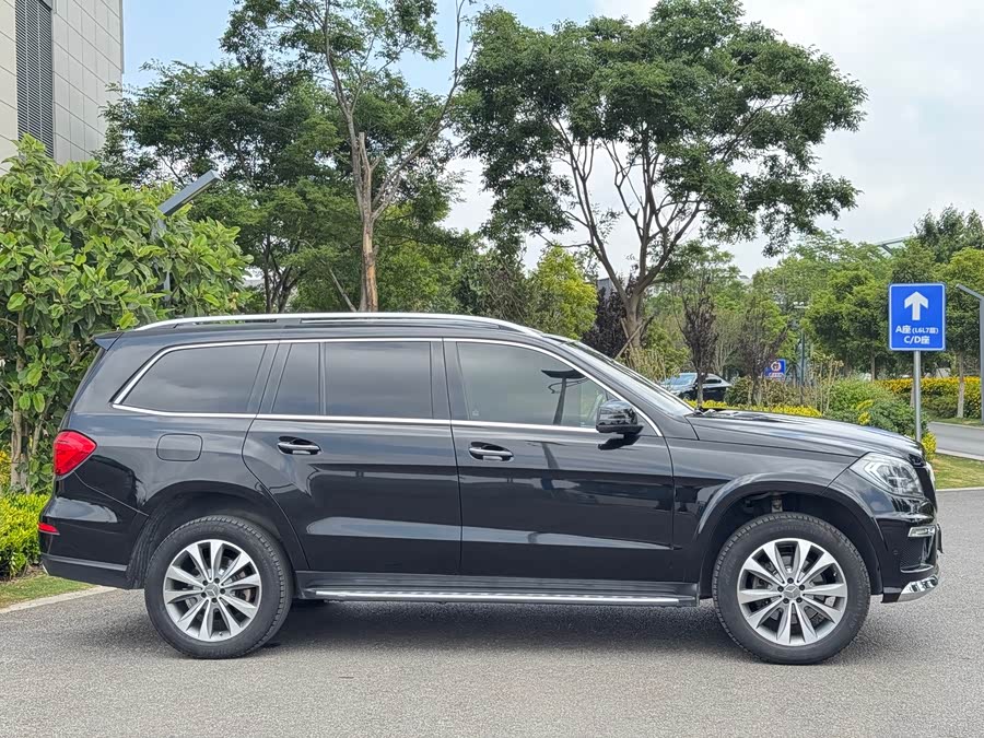 Mercedes-Benz GL Class 2015 #15 Mercedes-Benz GL Class 2015 car image #15