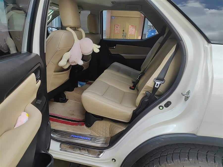 Toyota Fortuner 2018 car image #15