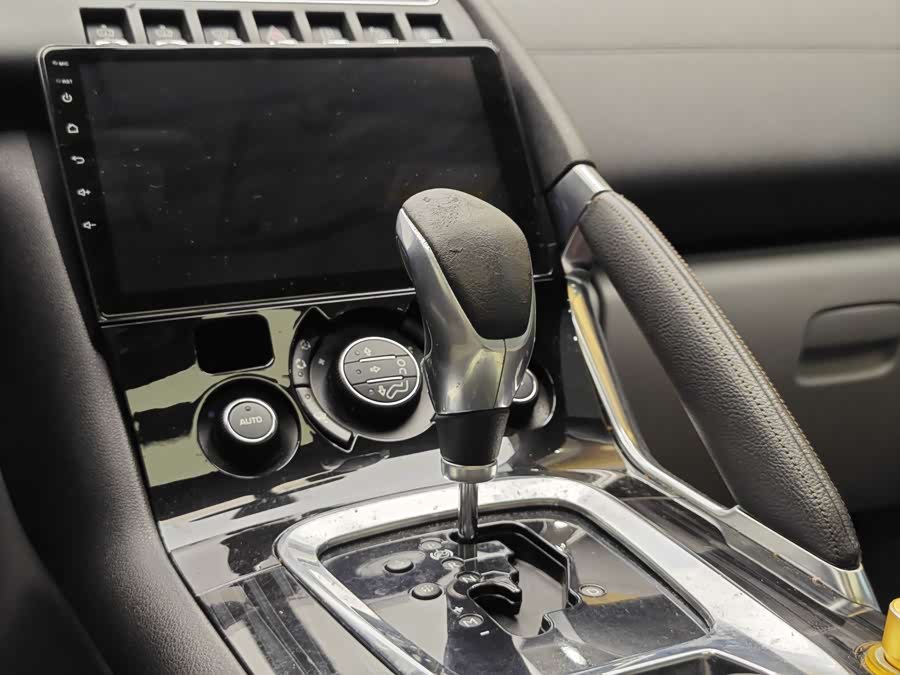 Peugeot 3008 2013 صورة سيارة #15