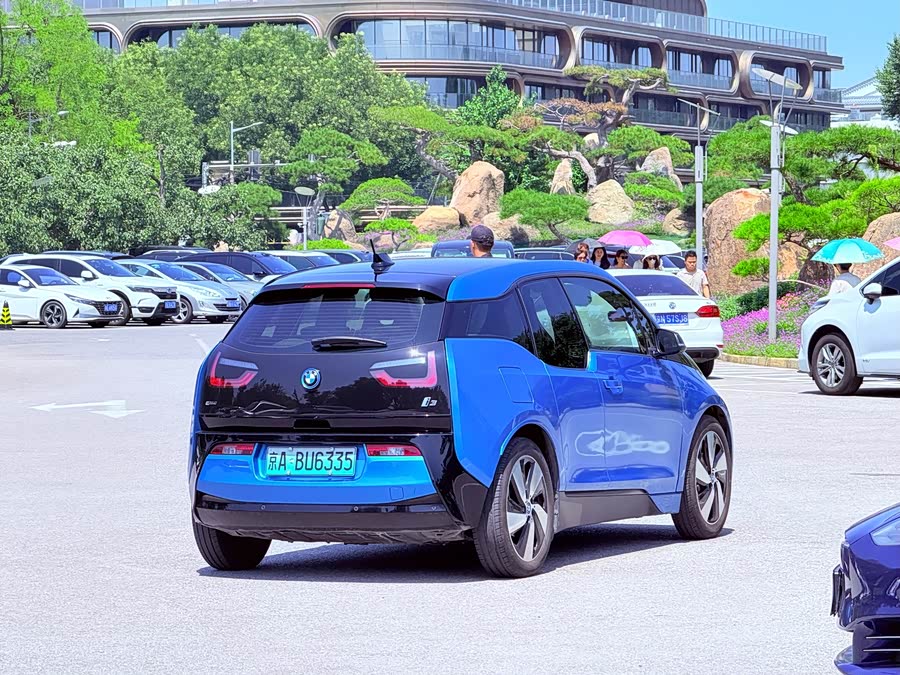 BMW i3 (Imported) 2017 #15 BMW i3 (Imported) 2017 car image #15