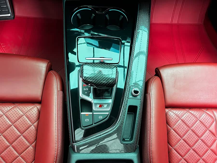 Audi S4 2023 car image #15