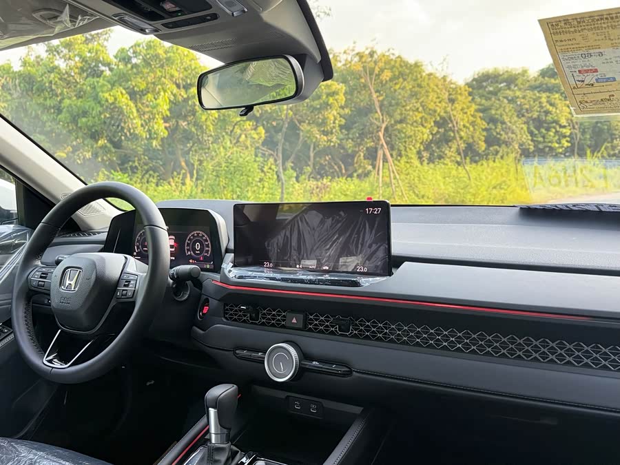 BYD F3R 2025 car image #15