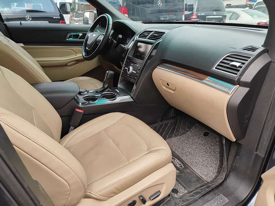 Ford Explorer (Imported) 2015 car image #15