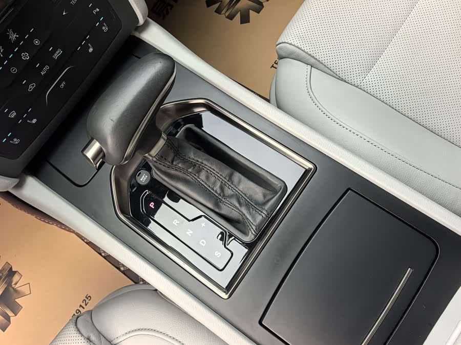 HongQi H7 2019 #15 HongQi H7 2019 car image #15