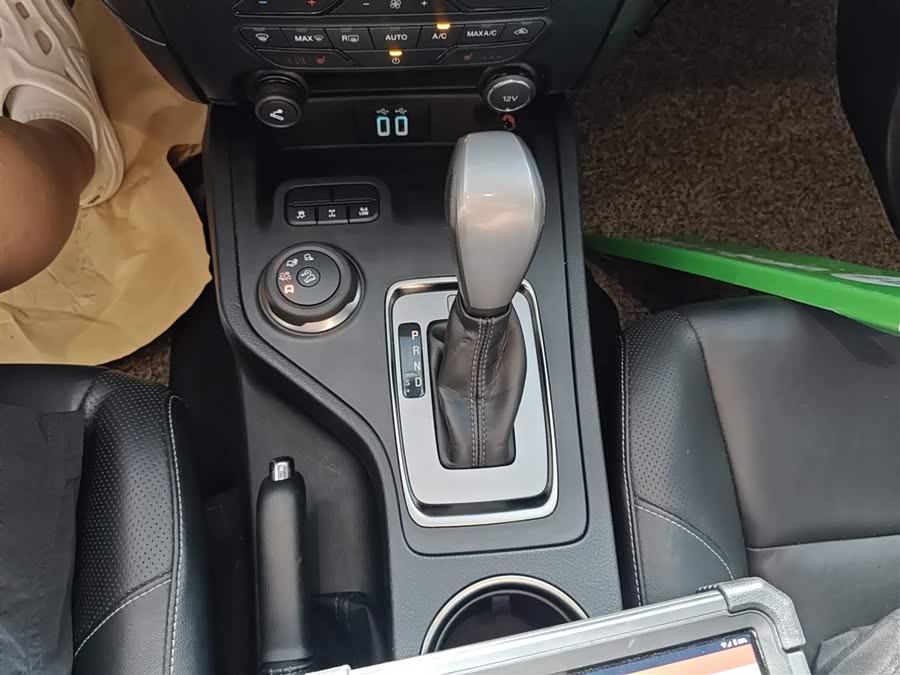 Ford Everest 2018 #15 Ford Everest 2018 car image #15