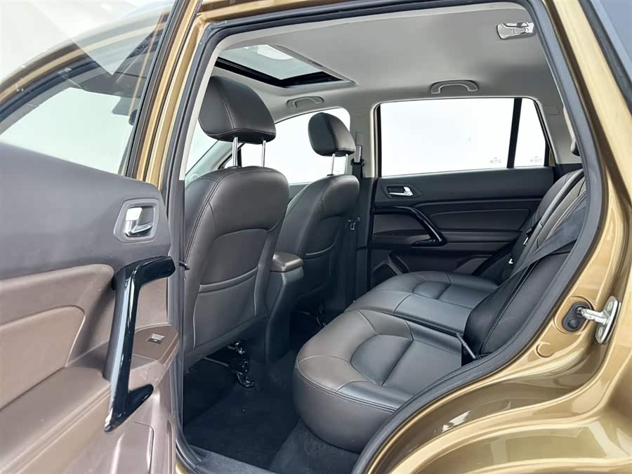 GAC Trumpchi GS4 2016 #15 GAC Trumpchi GS4 2016 car image #15