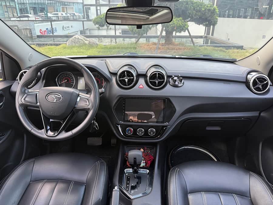 Soueast DX3 2019 #15 Soueast DX3 2019 car image #15