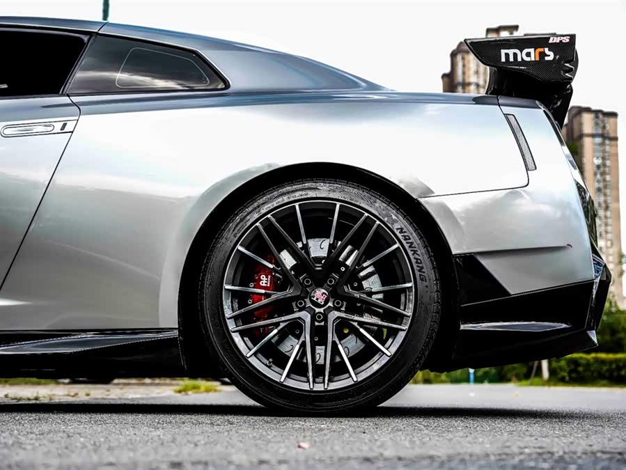 日产 日产GT-R 2012 汽车图片 #15