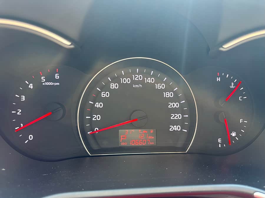 Kia Sorento 2014 изображение автомобиля #15